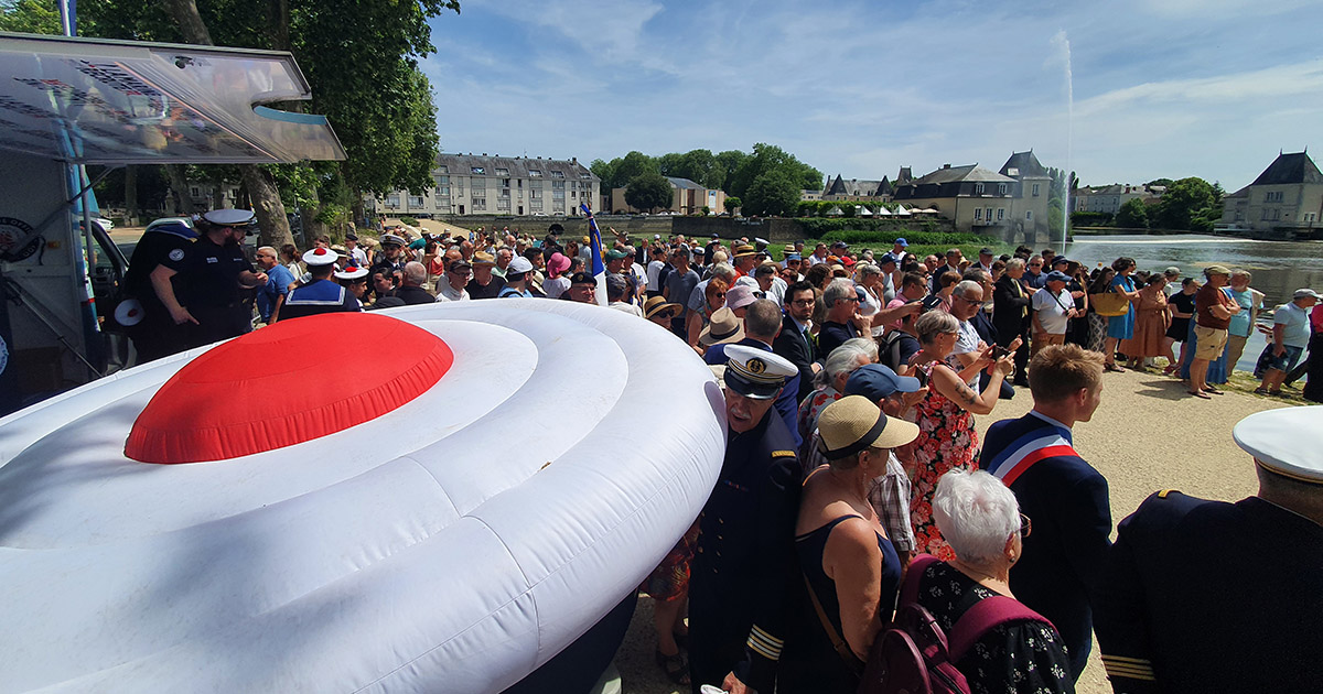 Cet évènement renforce les liens entre la Marine et la population
